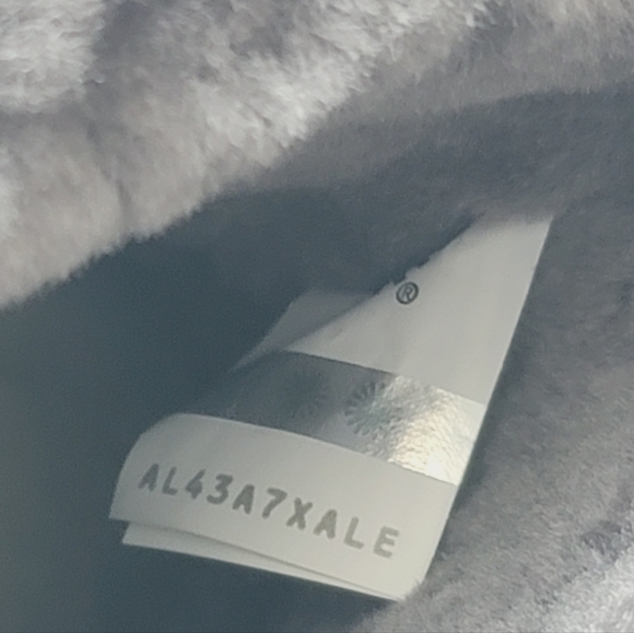 UGG Boots Girls T Pluffed Mini Quilted Gray Size 13 - Picture 14 of 15